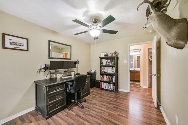 2723 Indian Mound Trail, Crosby, TX 77532