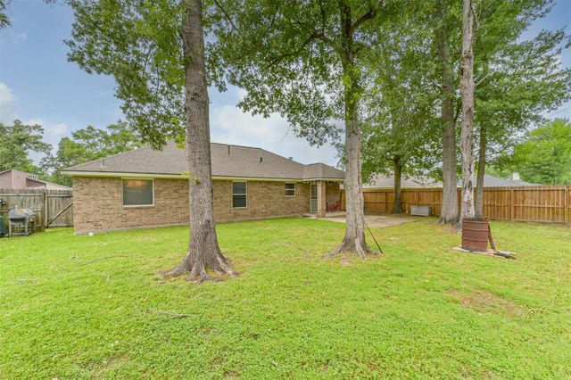 2723 Indian Mound Trail, Crosby, TX 77532