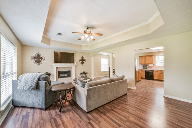 2723 Indian Mound Trail, Crosby, TX 77532
