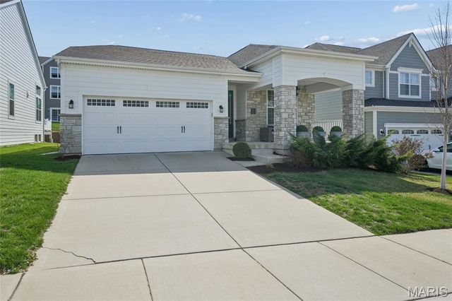 2472 Grover Ridge Drive, Wildwood, MO 63040