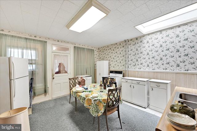 525 W MAHANOY ST, Mahanoy City, PA 17948