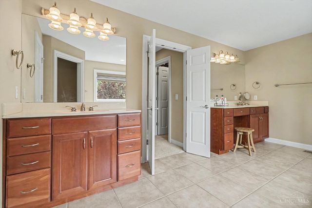6311 Mercers Pointe Drive, Anderson Twp, OH 45244