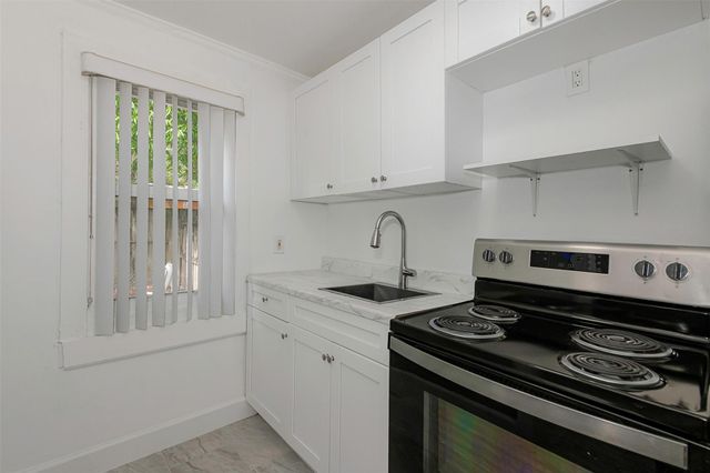 224 SW 15th Street 3, Dania Beach, FL 33004