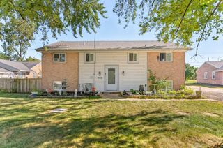 208 S Pinecrest Road, Bolingbrook, IL 60440