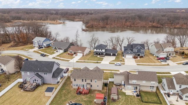 1089 Lakeview Drive, Hobart, IN 46342