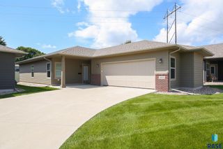 1601 S Foss Ave, Sioux Falls, SD 57110