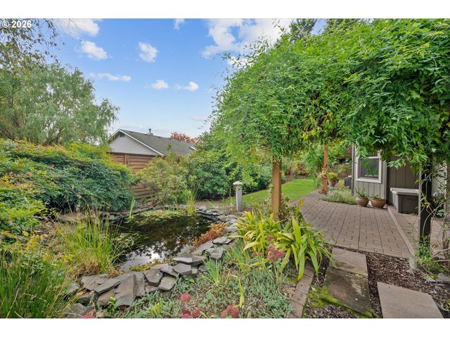 8380 Sw ROGUE Ln, Wilsonville, OR 97070