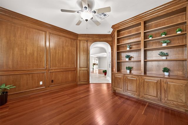13606 Still Bay Court, Houston, TX 77077