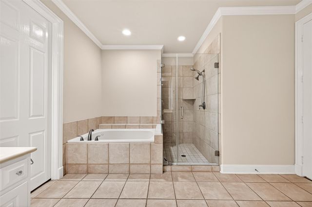 13606 Still Bay Court, Houston, TX 77077