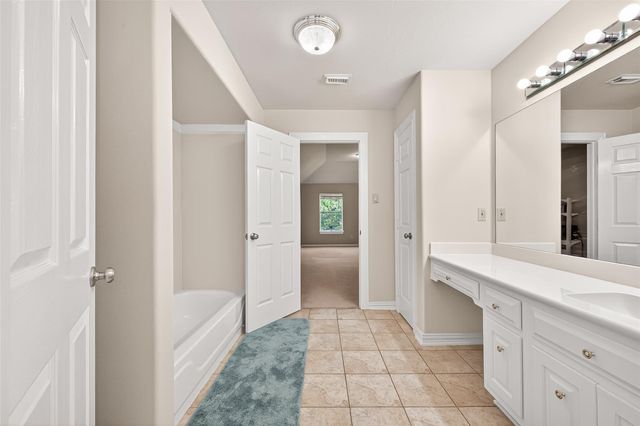 13606 Still Bay Court, Houston, TX 77077