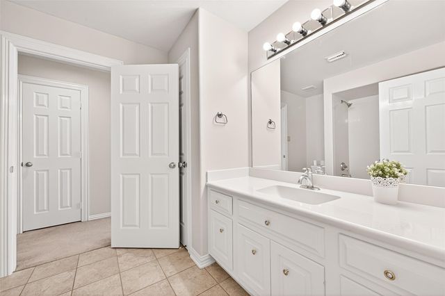 13606 Still Bay Court, Houston, TX 77077