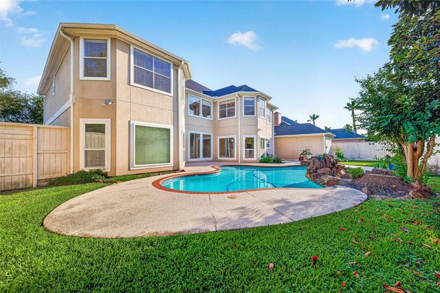 13606 Still Bay Court, Houston, TX 77077