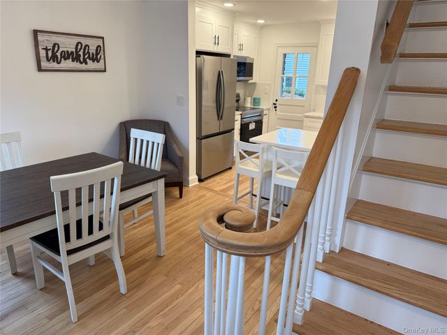 9 Center Street, Glen Cove, NY 11542