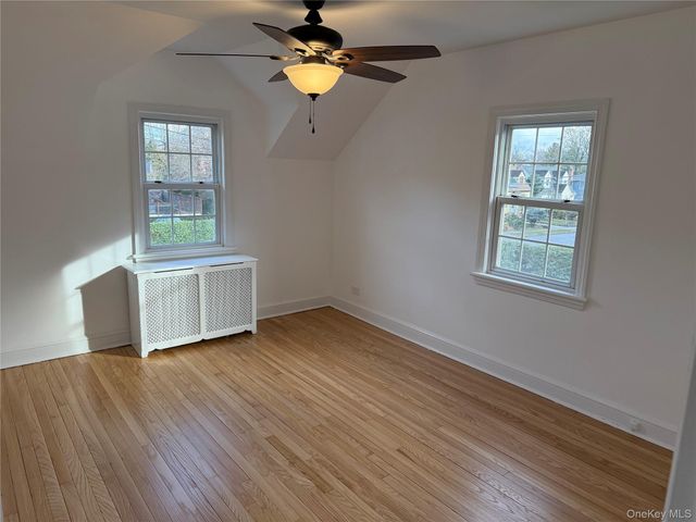 9 Center Street, Glen Cove, NY 11542