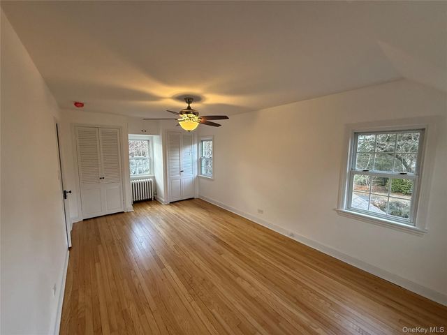 9 Center Street, Glen Cove, NY 11542