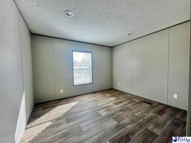 2004 Warren's Loop, Marion, SC 29571