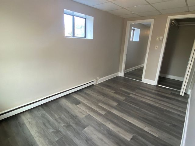 99 Mammoth Rd 1, Lowell, MA 01854