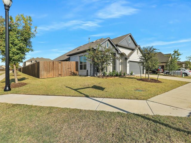 3121 Midnight Moon Drive, Mesquite, TX 75181
