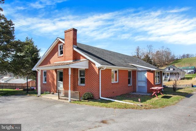 5170 GLEN ECHO RD, Glen Rock, PA 17327