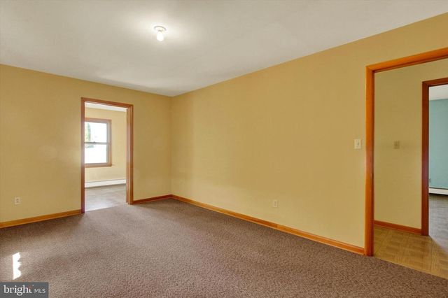 5170 GLEN ECHO RD, Glen Rock, PA 17327