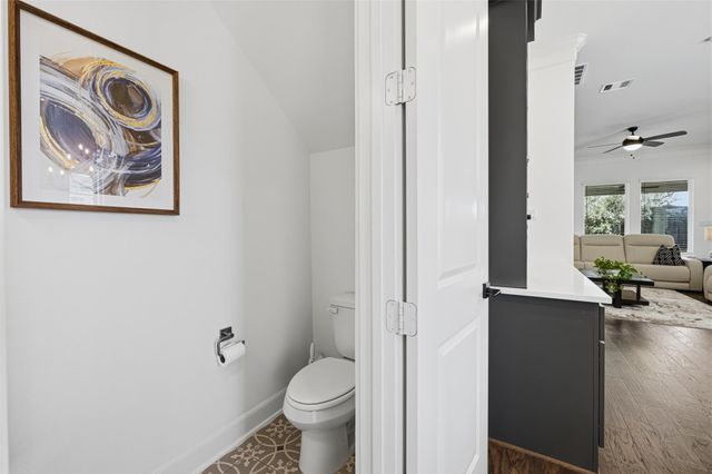 1122 Malone Street, Houston, TX 77007