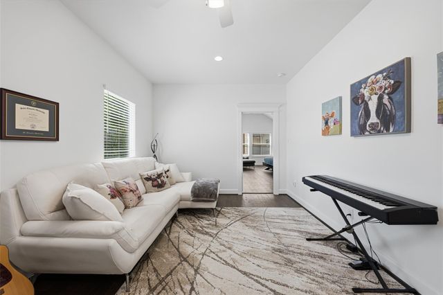 1122 Malone Street, Houston, TX 77007