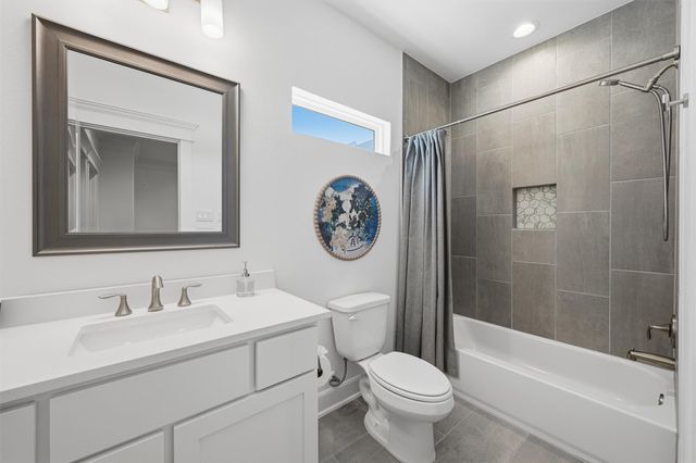 1122 Malone Street, Houston, TX 77007