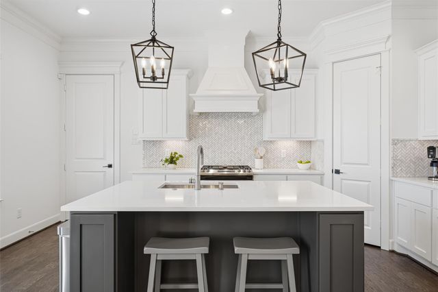 1122 Malone Street, Houston, TX 77007