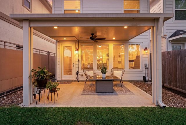 1122 Malone Street, Houston, TX 77007