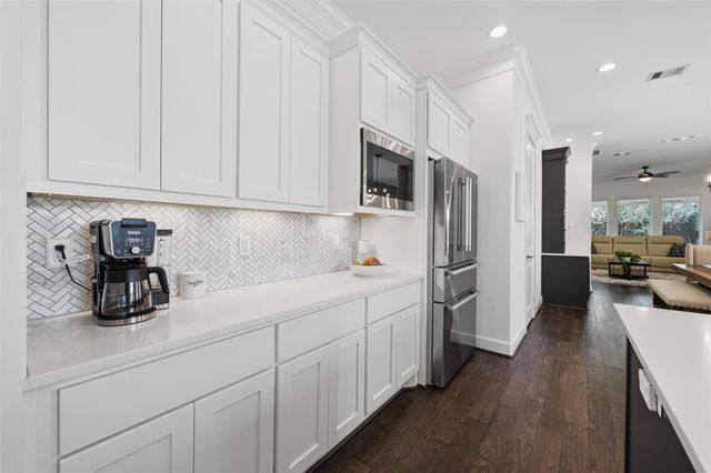 1122 Malone Street, Houston, TX 77007