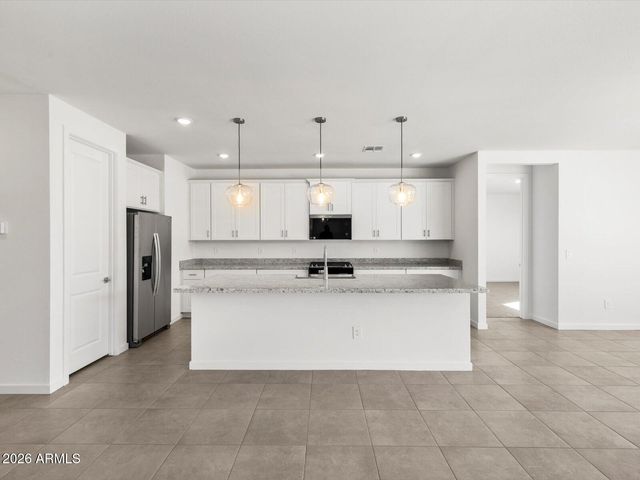 17746 W ILLINI Street, Goodyear, AZ 85338