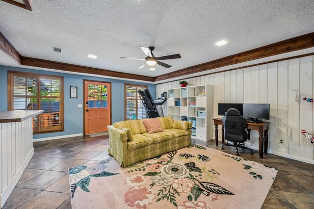 2825 Prairie Creek Drive, Plano, TX 75075