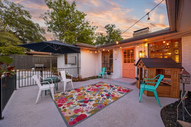 2825 Prairie Creek Drive, Plano, TX 75075