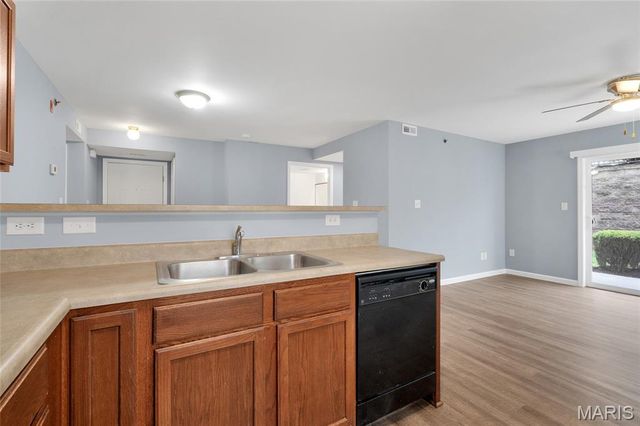 9102 Spring Creek Lane, O'fallon, MO 63368