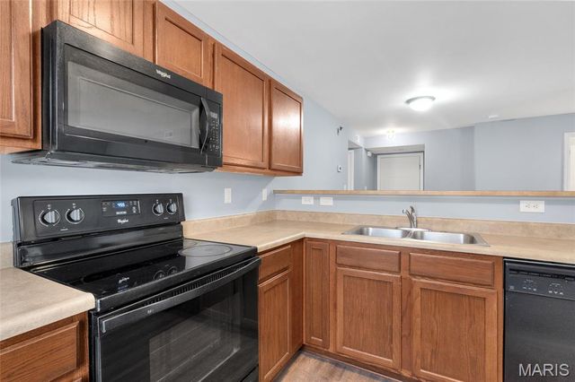 9102 Spring Creek Lane, O'fallon, MO 63368