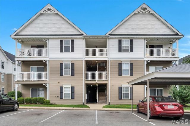 9102 Spring Creek Lane, O'fallon, MO 63368