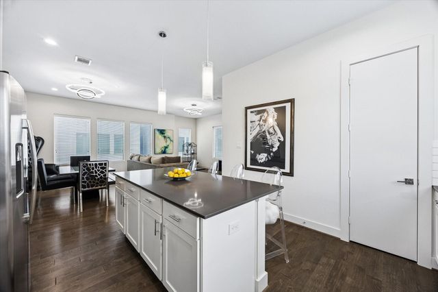 1310 Hussion Street, Houston, TX 77003