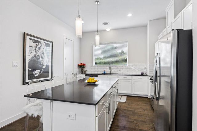 1310 Hussion Street, Houston, TX 77003