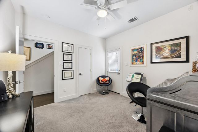 1310 Hussion Street, Houston, TX 77003