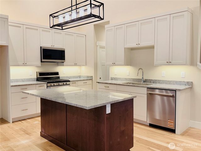12288 Madrona Street SW, Port Orchard, WA 98367