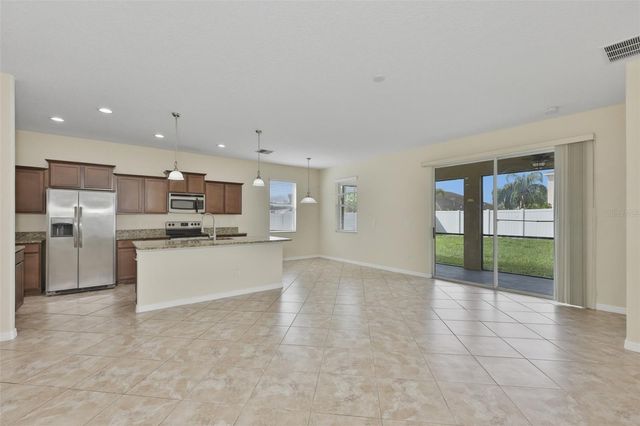 10811 KIRKWALL PORT DRIVE, Wimauma, FL 33598