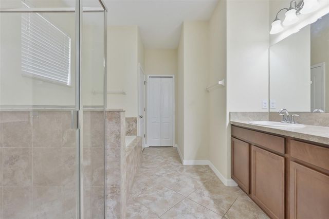 10811 KIRKWALL PORT DRIVE, Wimauma, FL 33598