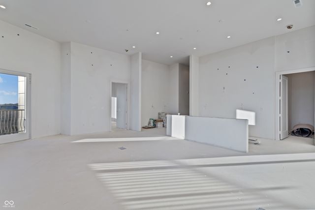 1155 S Rangeline Road 504, Carmel, IN 46032