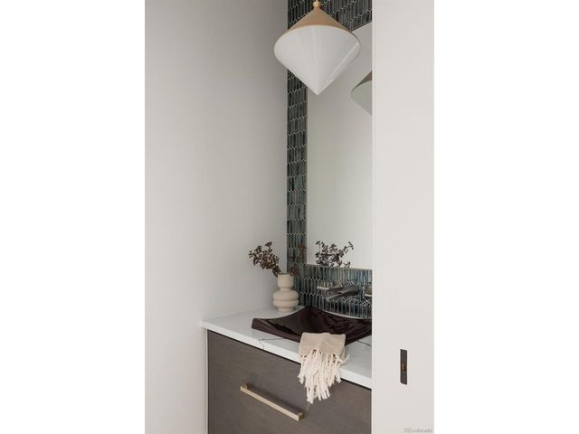 5151 W Wagon Trail Rd, Littleton, CO 80123