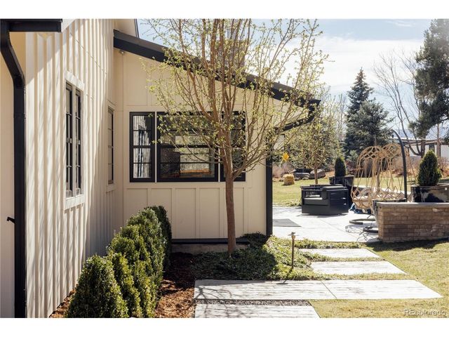 5151 W Wagon Trail Rd, Littleton, CO 80123