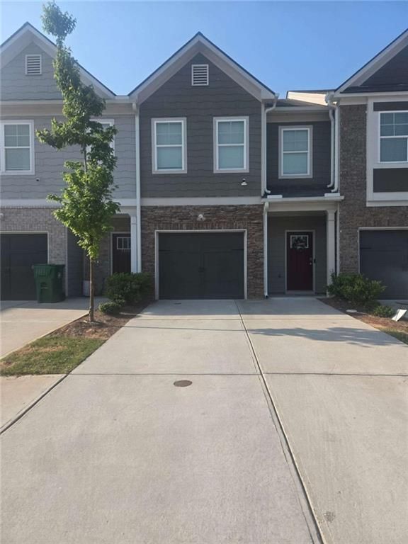 5811 Calle Vista Drive, Lithonia, GA 30058