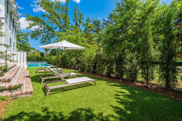 321 Bayley Road, Daniel Island, SC 29492