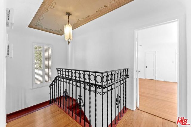 1328 Sierra Alta Way, Los Angeles, CA 90069