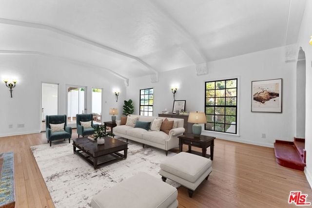 1328 Sierra Alta Way, Los Angeles, CA 90069