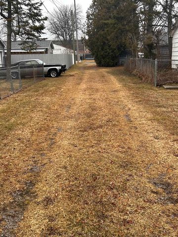 414 S Jackson Street, Bay City, MI 48708